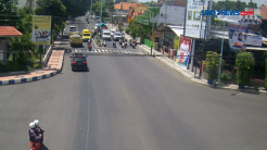 Rekaman Video Ambulans Bawa Pasien Covid-19 Tabrak Polisi
