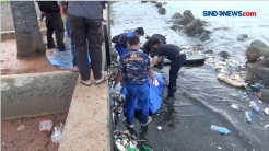 Jasad Pria Tanpa Identitas Ditemukan Mengambang di Pantai Mutiara