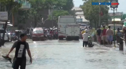 Akses Utama Jalan Pantura  Senin Sore Masih Lumpuh