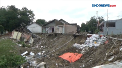 Belasan Rumah Tertimbun Longsor