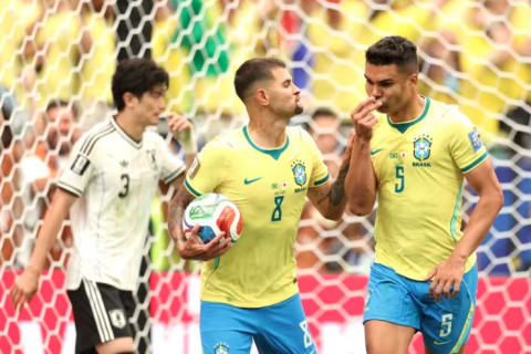 Brasil Lolos ke 16 Besar...