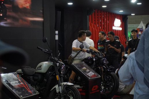 Siap Pelihatkan Pabriknya...
