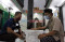 Terapkan Social Distancing,...