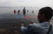 Geliat Warga di Pantai...