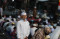 Warga Antusias Salat...