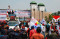 Ratusan Buruh Demo Tolak...