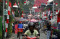 Dihelat Sederhana, Warga...