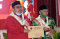DPD PDIP Jateng Serahkan...