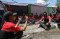 Pengemudi Taksi Online...