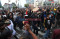 Demonstran dan Polisi...