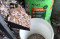 Melihat Produksi Paving...