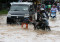Tanggul Sungai Jebol,...