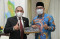 Dari Padang, Ridwan...