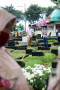 Ziarah Kubur di Tengah...