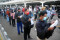 Antrean Panjang Calon...