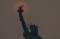 New York Diselimuti...