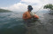 Pemanah Ikan di Danau...