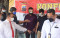 Pakai Topeng Pesta Dansa,...