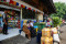 Penumpang Bus di Terminal...