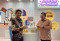 Menikmati Produk dan...