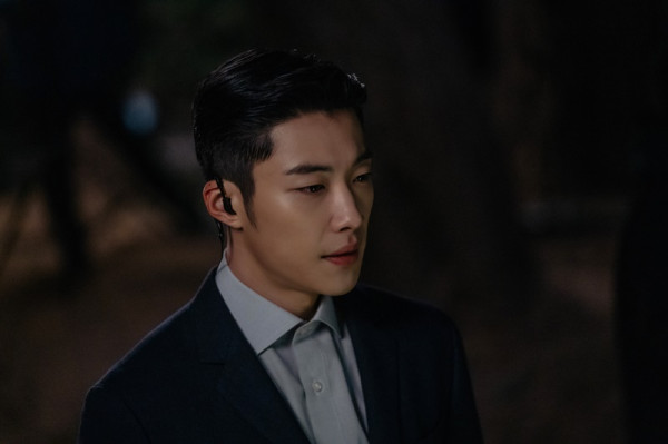 Mainkan Dua Peran dalam The King: Eternal Monarch, Ini Cara Woo Do Hwan Menata Rambut