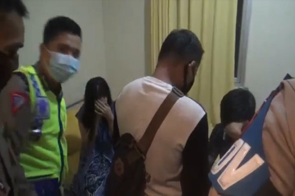 Mahasiswi Jambi Tertangkap Basah Tanpa Busana dengan Kekasih dalam Hotel