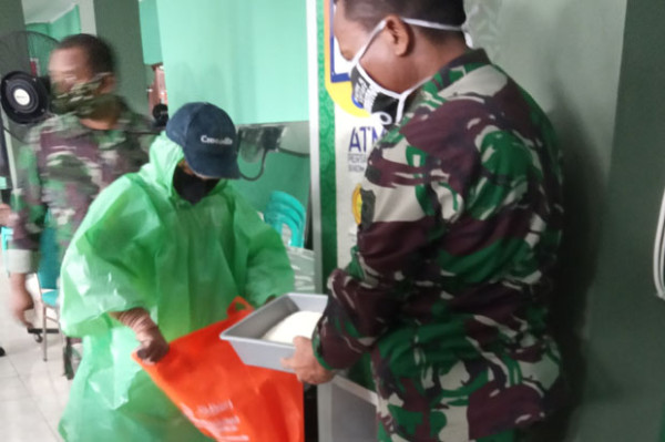 ATM Beras Jadi Solusi Bantu Warga Terdampak COVID-19