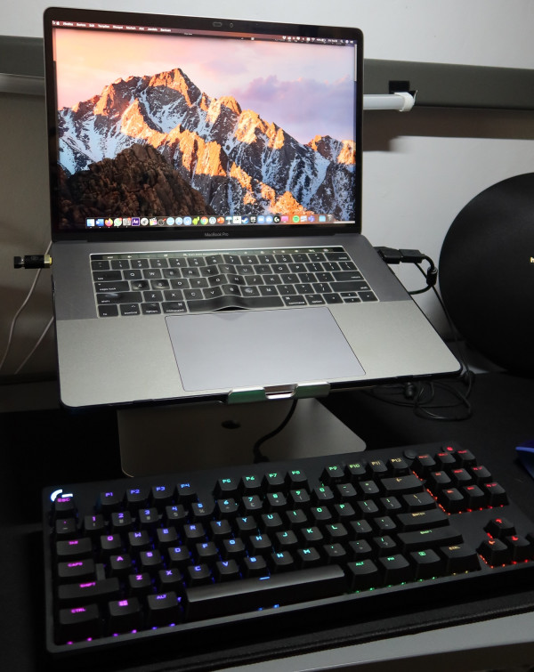 Saya Mencoba Kibor untuk Atlet esport, Gimana Rasanya?