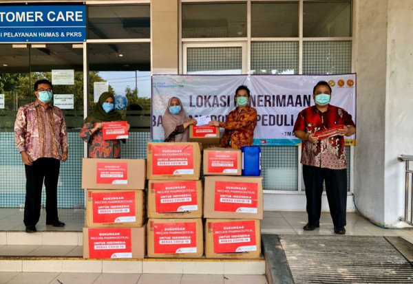 Meccaya Pharmaceutical Donasikan APD untuk Tenaga Medis