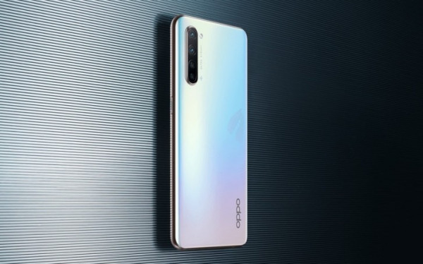 Belasan Ponsel dan Tablet Terbaru Ramaikan Pasar Gadget Dunia