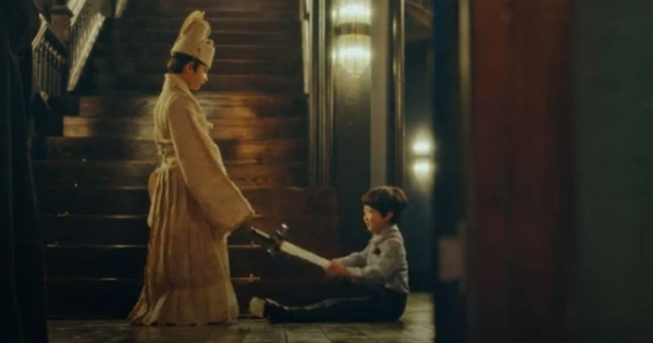 5 Momen Bromance Lee Min Ho dan Woo Do Hwan dalam The King: Eternal Monarch