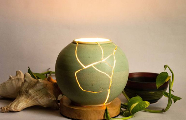 Belajar dari Filosofi Kintsugi: Tetap Percaya Diri dan Say No To Insecure