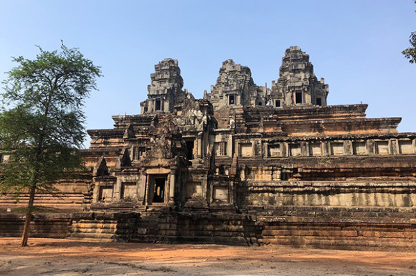 10 Landmark Terkenal di Dunia yang Tak Selesai Dibangun