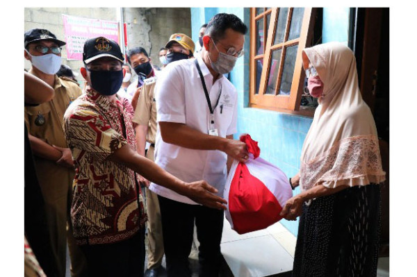 Mensos Apresiasi Gotong Royong Masyarakat Bantu Terdampak Covid-19