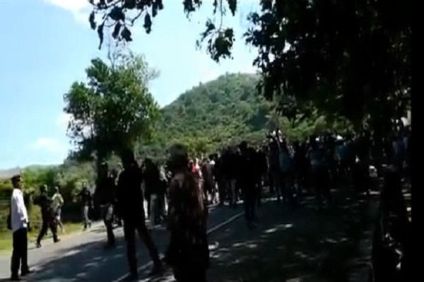 Demo di Dompu NTB Ricuh, Petani Jagung Minta Ditembak Polisi