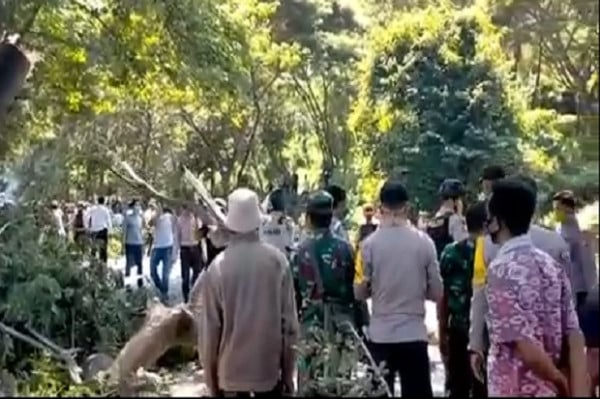 Demo di Dompu NTB Ricuh, Petani Jagung Minta Ditembak Polisi