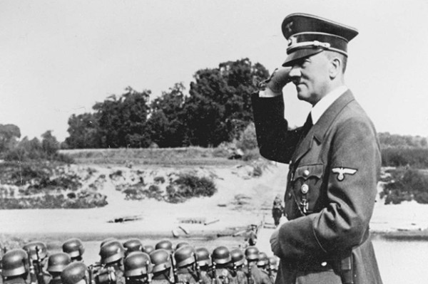 Penyakit Kronis Para Diktator, Hitler Parkinson Mussolini Sifilis