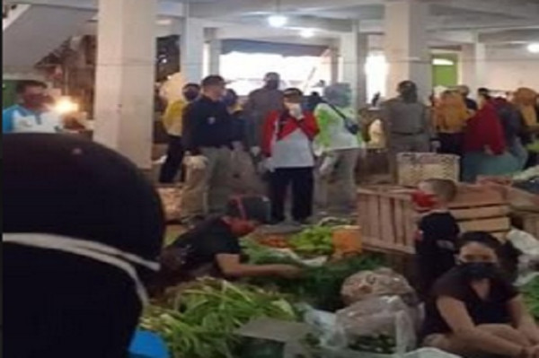 Jelang PSBB di Prabumulih Pejabat dan Pengunjung Pasar Tak Terapkan Physical Distancing