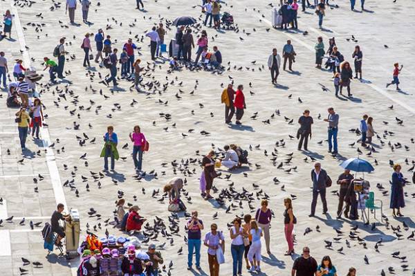 15 Destinasi Dunia Ini Rusak karena Overtourism
