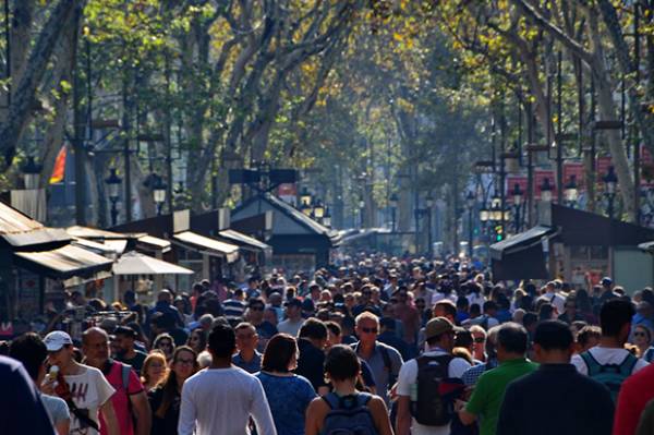 15 Destinasi Dunia Ini Rusak karena Overtourism