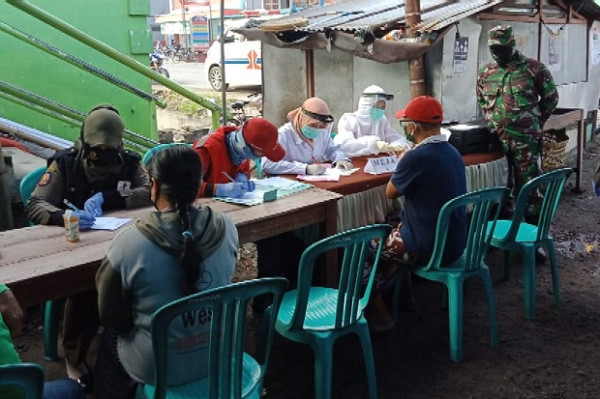 Rapid Test di Pasar Tradisional Mojokerto, Enam Warga Reaktif