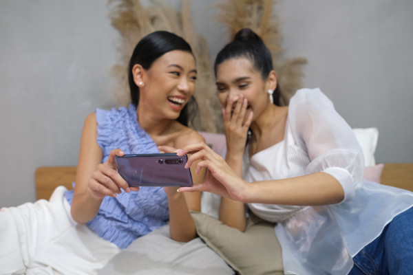 Ketika Xiaomi ”Naik Kelas” lewat Ponsel Flagship