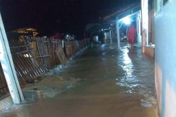 Banjir Rob Dikira Tsunami, Warga Subang Berhamburan Selamatkan Diri