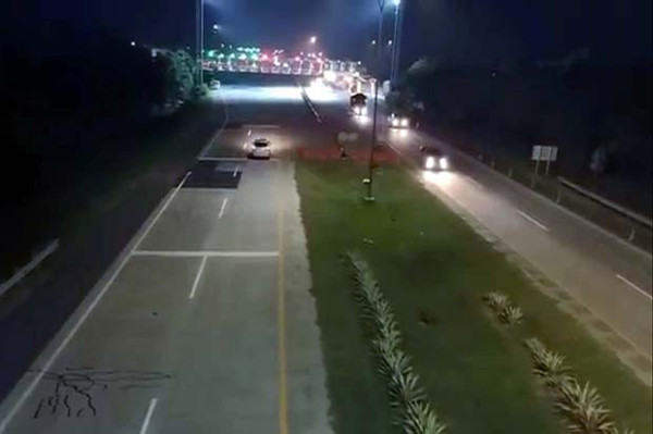 Jalur Pantura Cirebon Penuh Motor, Tol Cipali Sepi