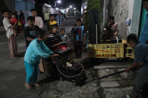 Takbir Keliling Berkumandang Sambut Hari Kemenangan