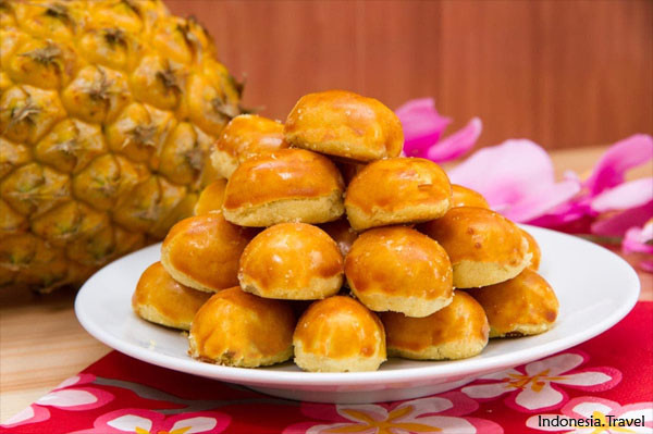 10 Makanan Paling Sering Dijumpai di Rumah Orang Saat Lebaran