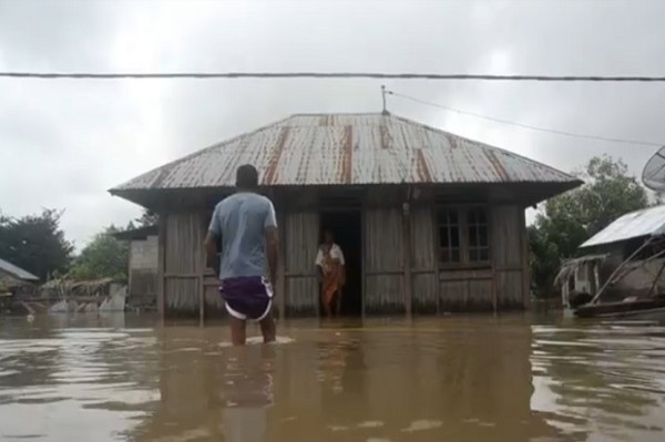 Banjir Disertai Lumpur Rendam Ratusan Rumah di Kabupaten Malaka NTT