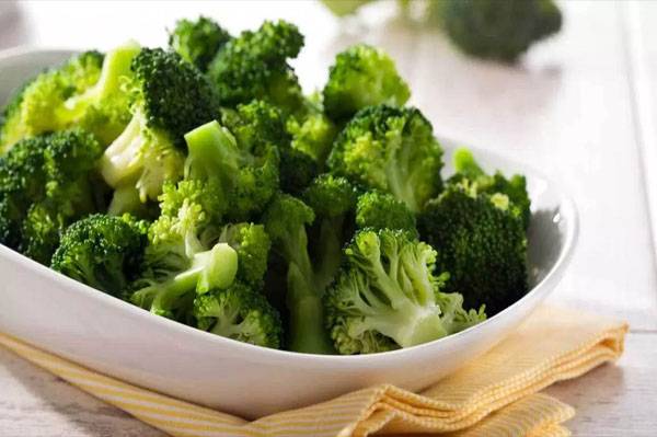Hindari Dehidrasi, Ini 5 Jenis Makanan yang Bisa Dikonsumsi