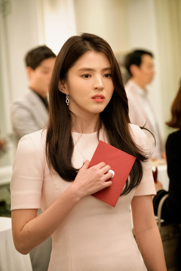 Han So Hee Bicara Soal Haters dan Adegan Ranjang dalam The World of the Married