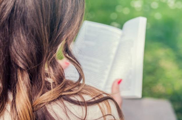 Sastra Wangi, Buah Pikir Perempuan yang Mengundang Perdebatan